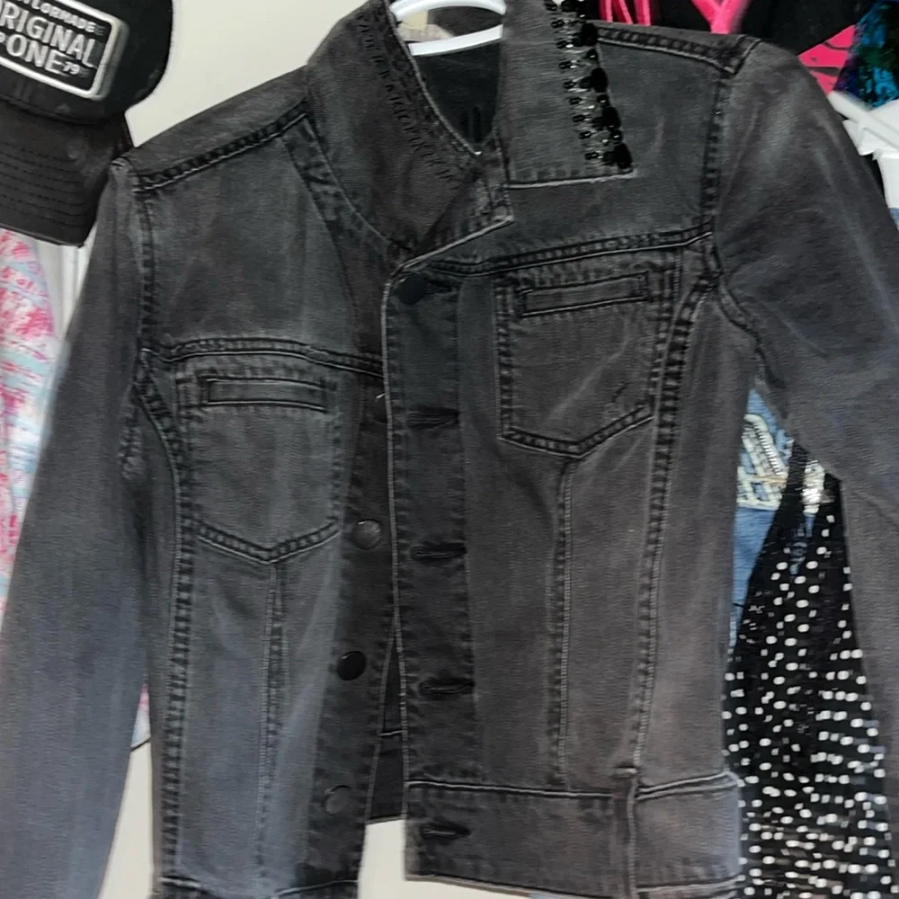 Jacket - Picture 1 of 2